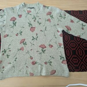 VINTAGE Floral Crewneck Sweater